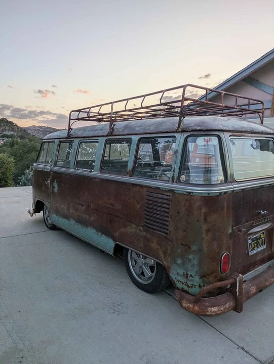1963 Volkswagen Split-Window Bus - Image 16 of 18