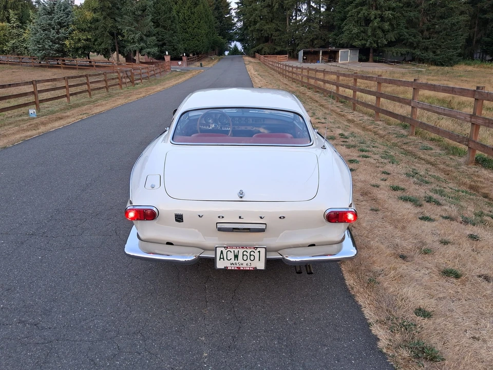 1963 Volvo 1800S - Image 14 of 31