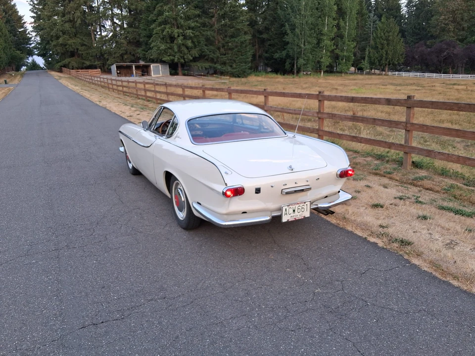 1963 Volvo 1800S - Image 12 of 31