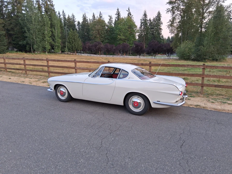 1963 Volvo 1800S - Image 11 of 31