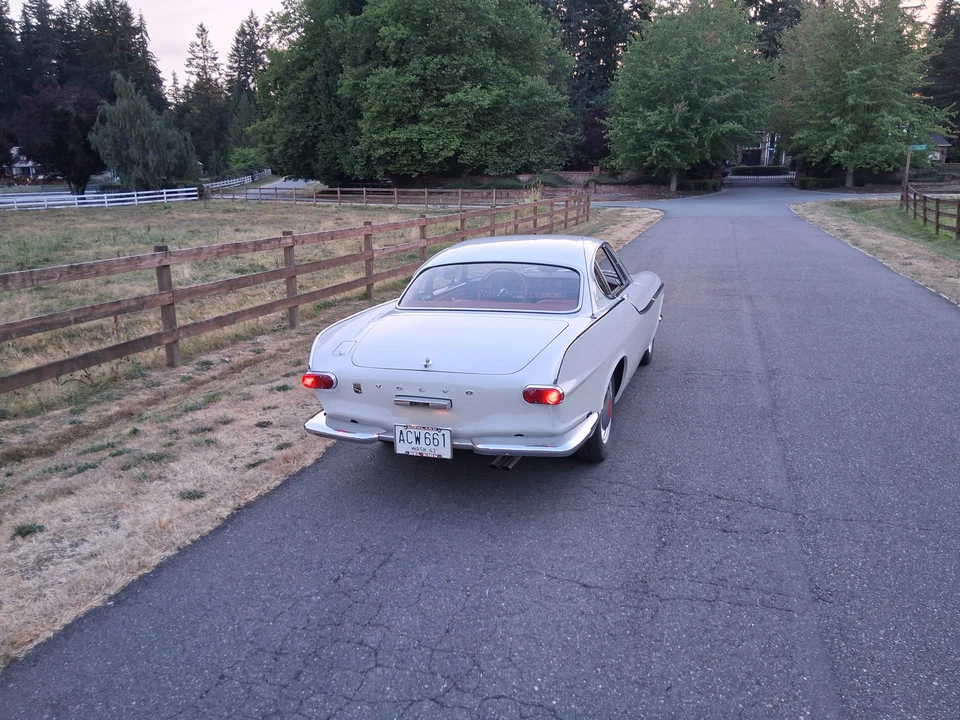 1963 Volvo 1800S - Image 15 of 31