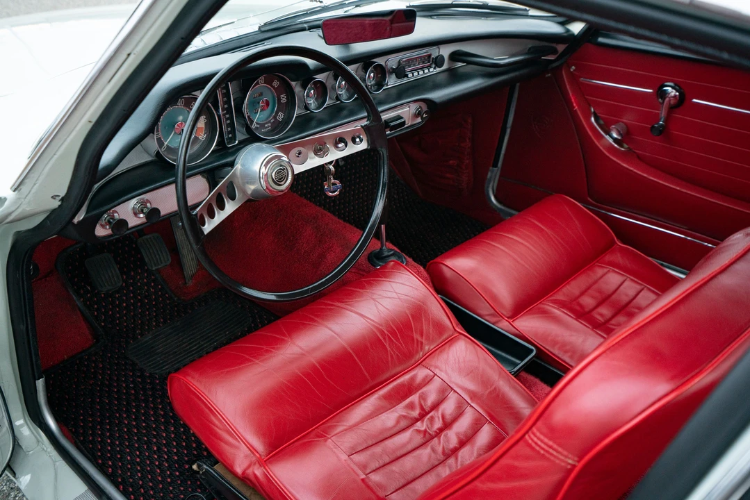 1963 Volvo 1800S - Image 18 of 29