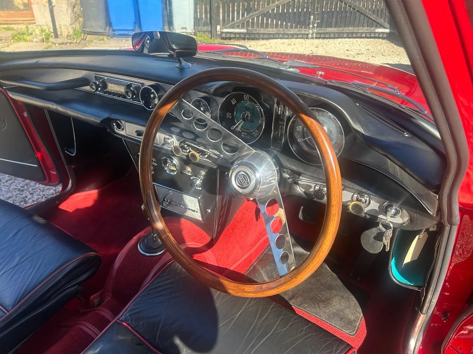 1963 Volvo 1800S - Image 16 of 31