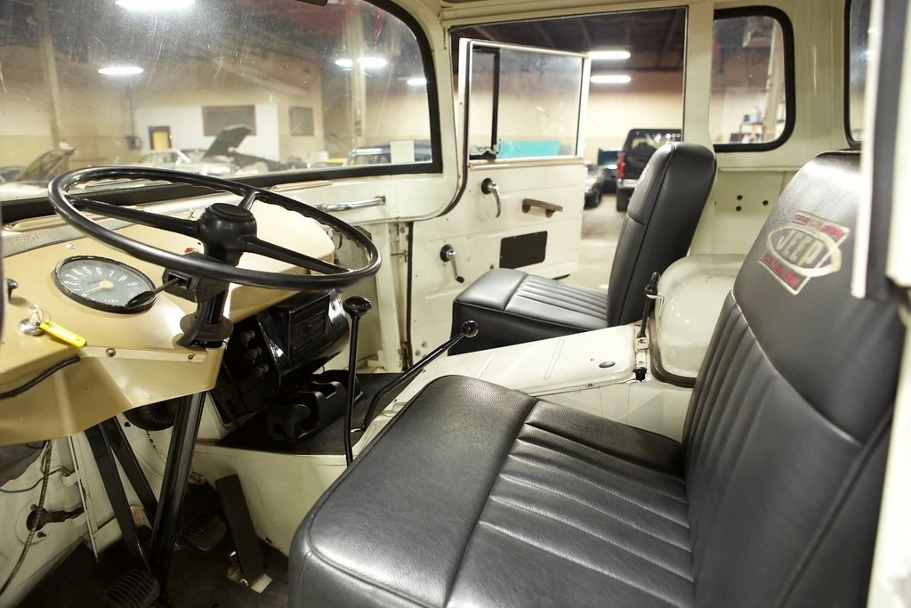 1963 Jeep Forward Control - Image 16 of 26
