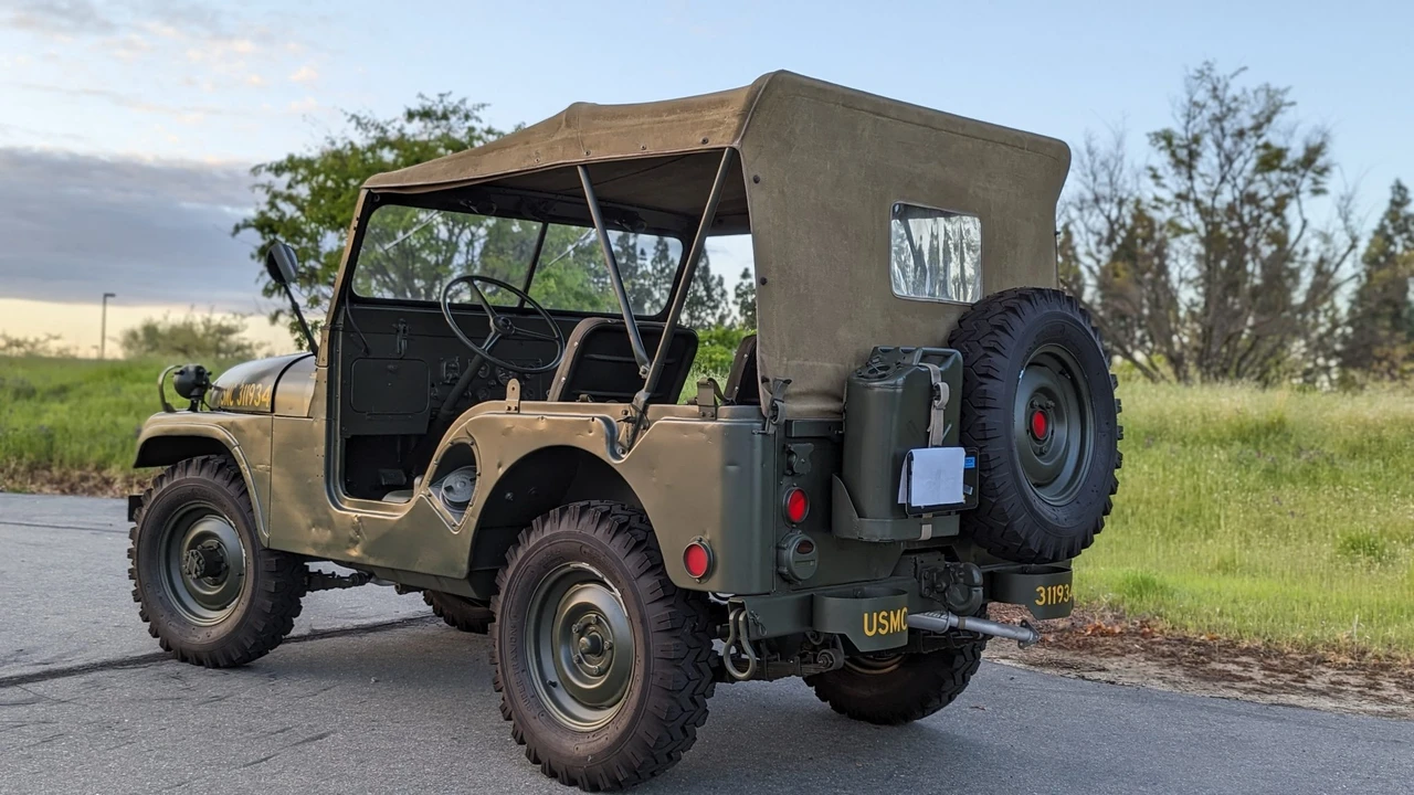 1963 Willys M38 & M38A1 - Image 8 of 31