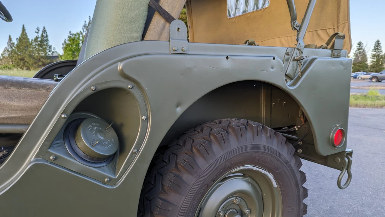 1963 Willys M38 & M38A1 - Image 12 of 31
