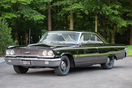 1963 Ford Galaxie 500 Fastback R-Code 427 4-Speed