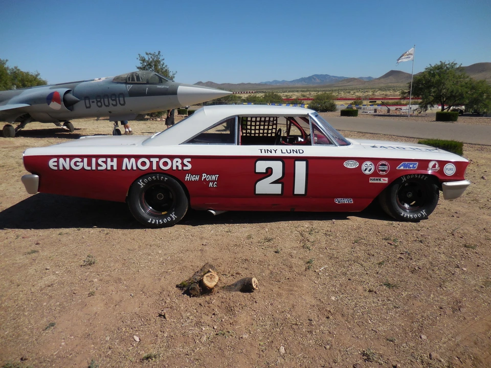 1963 Ford Galaxie 427 2nd Gen - Image 10 of 31