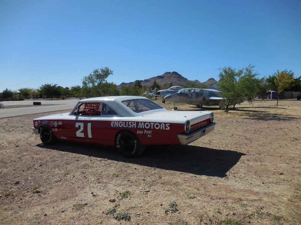 1963 Ford Galaxie 427 2nd Gen - Image 27 of 31