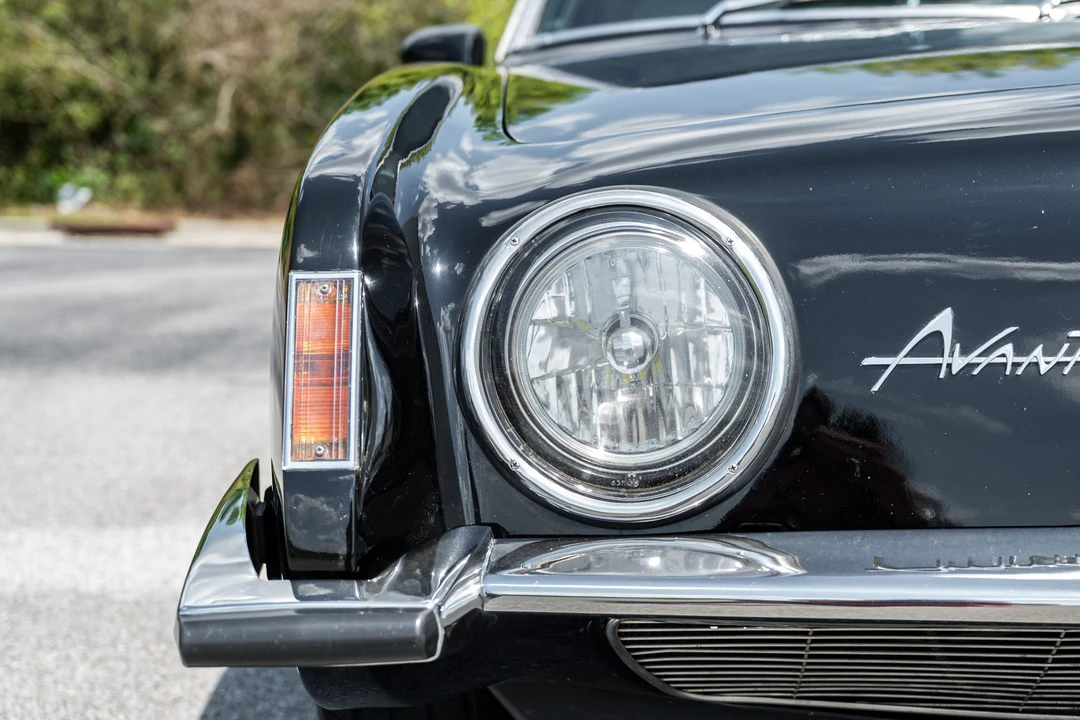 1963 Studebaker Avanti - Image 11 of 31