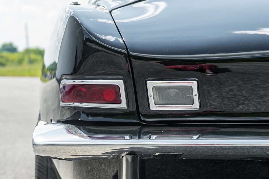 1963 Studebaker Avanti - Image 13 of 31