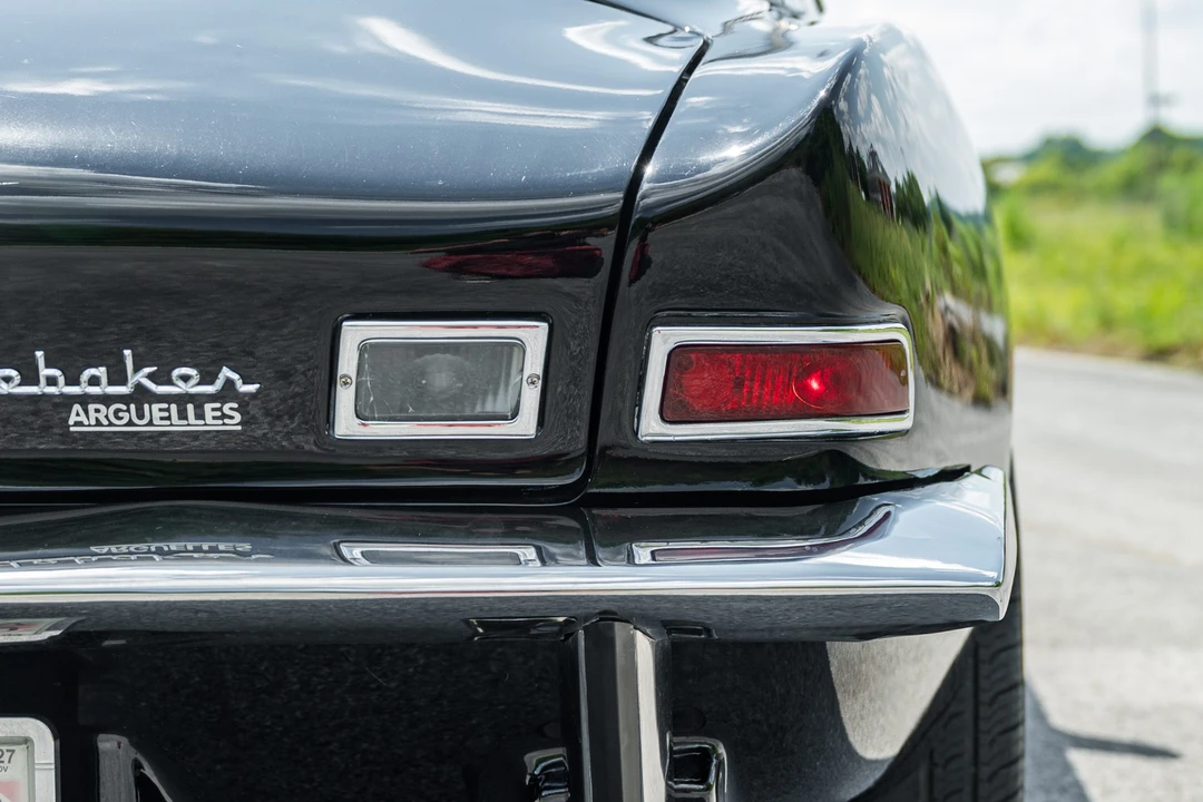 1963 Studebaker Avanti - Image 14 of 31