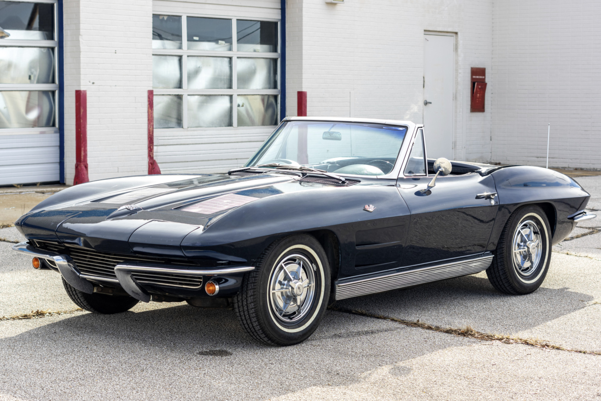 1963 Chevrolet Corvette Convertible 327/250 3-Speed