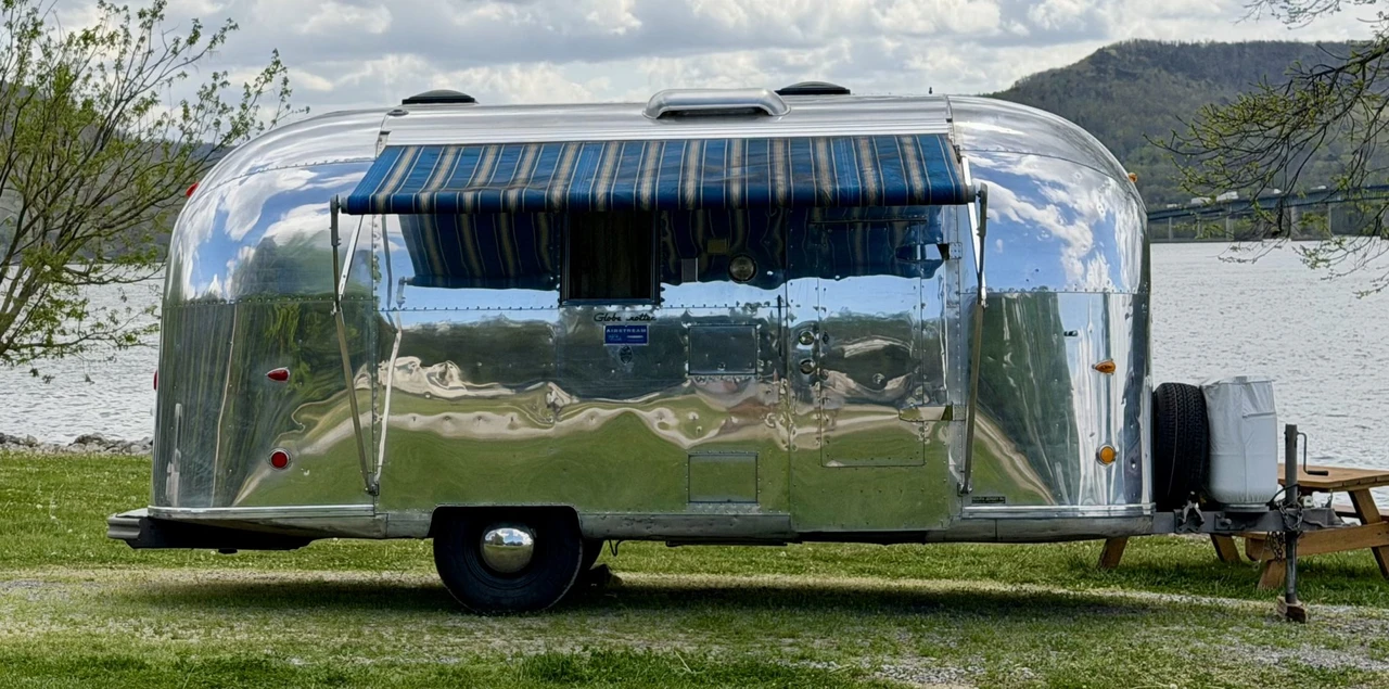 1964 Airstream - Image 16 of 31