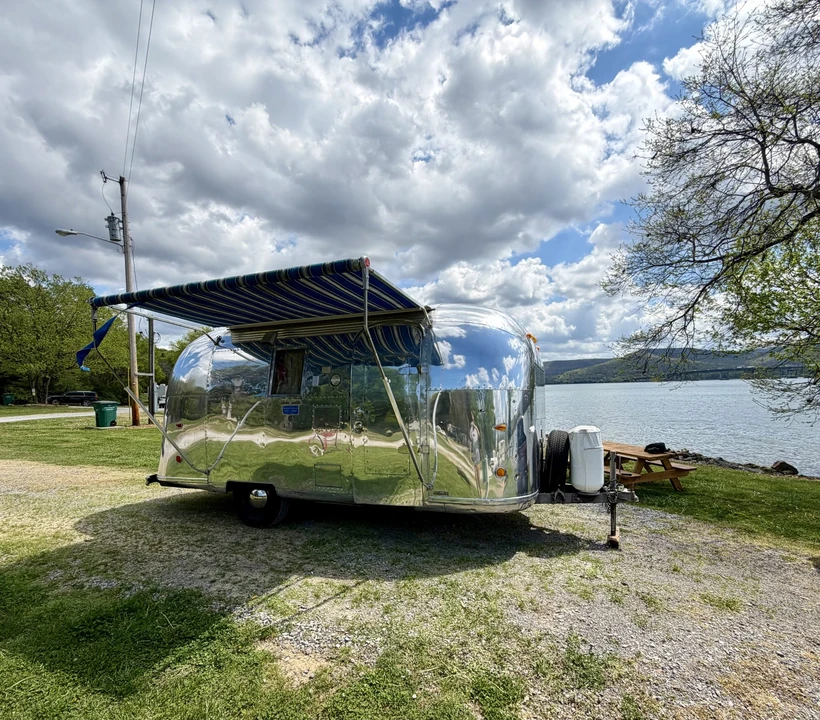 1964 Airstream - Image 9 of 31
