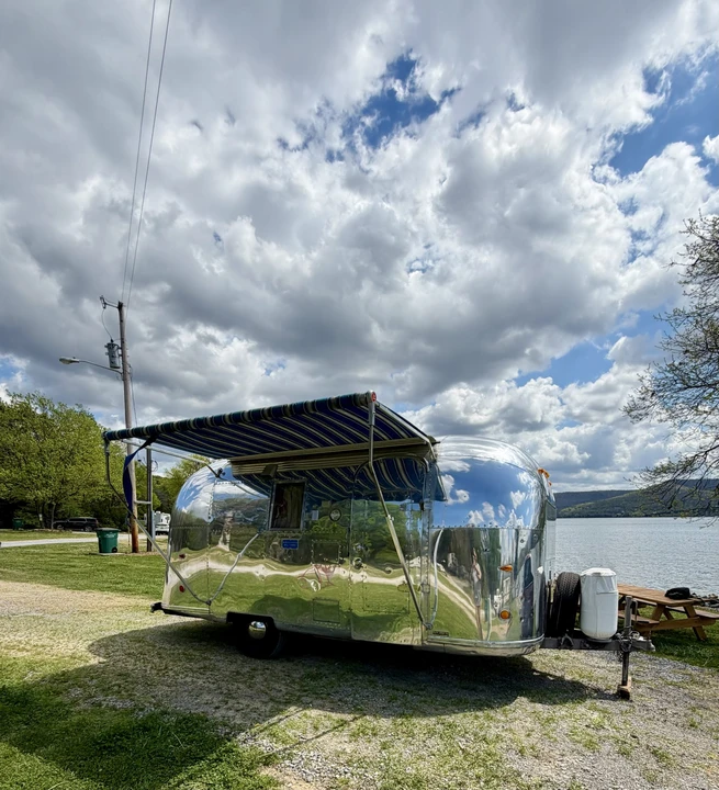 1964 Airstream - Image 8 of 31