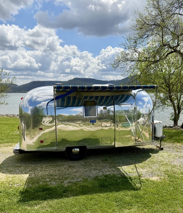 1964 Airstream - Image 6 of 31