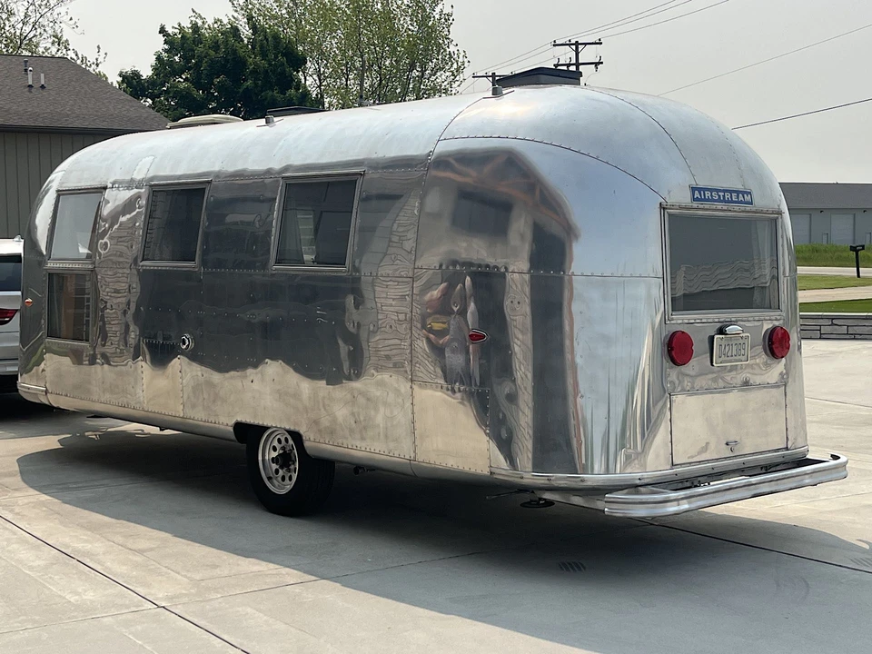 1964 Airstream - Image 4 of 31