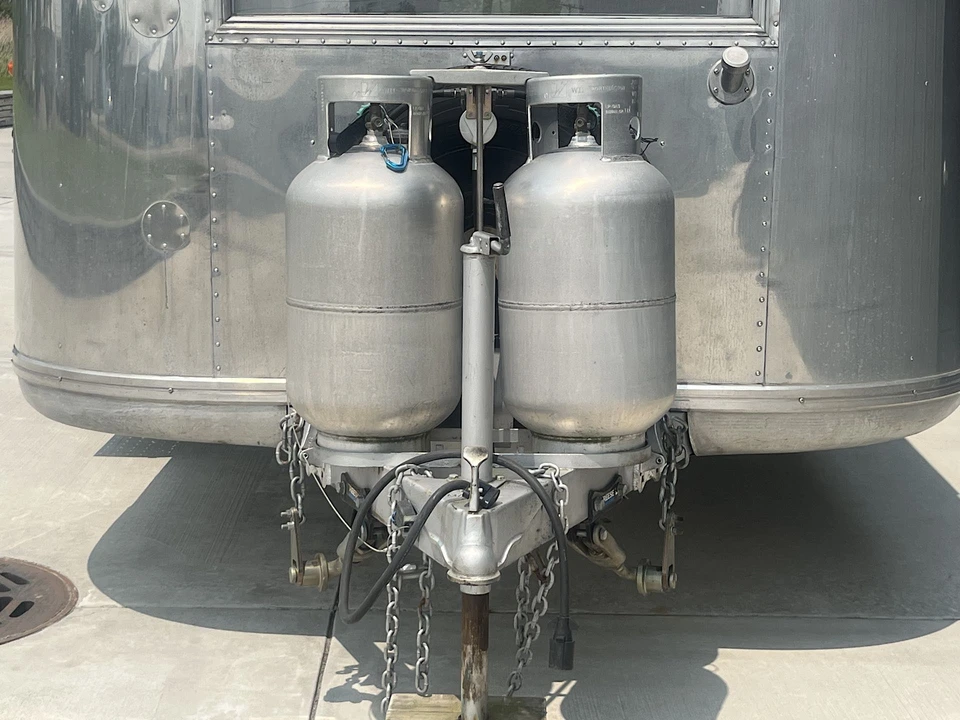 1964 Airstream - Image 15 of 31