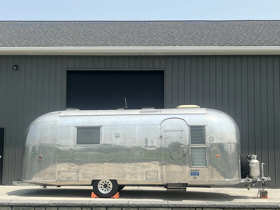 1964 Airstream - Image 6 of 31