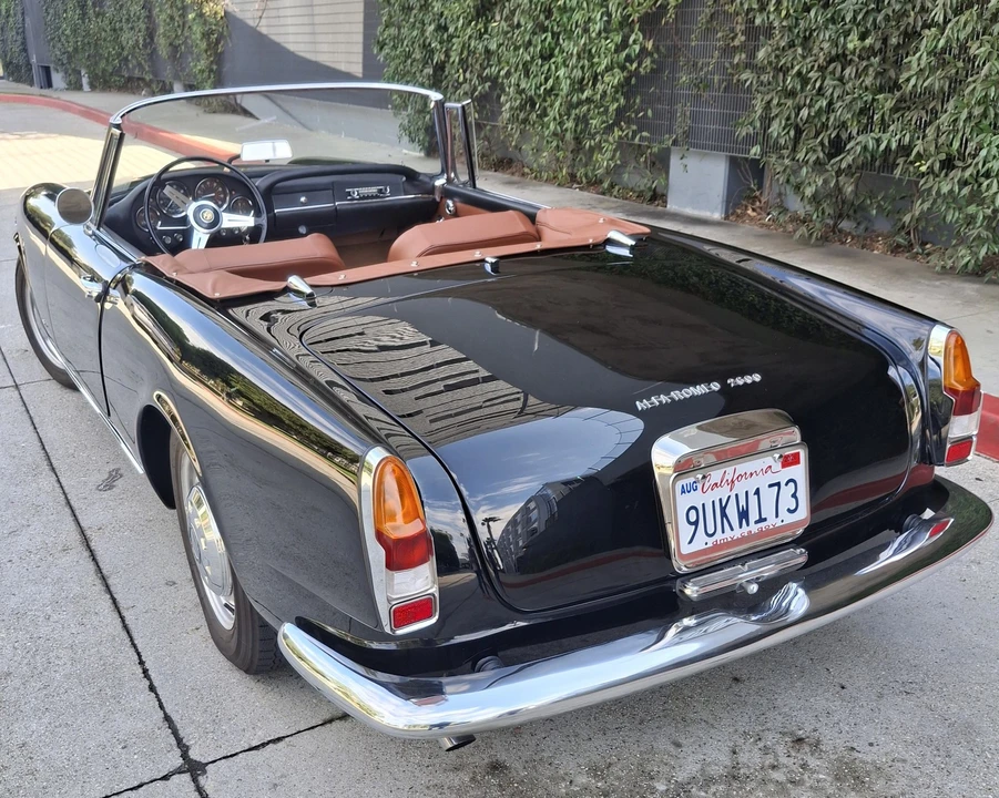 1964 Alfa Romeo 2600 - Image 5 of 13