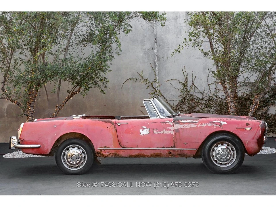 1964 Alfa Romeo 2600 - Image 3 of 31