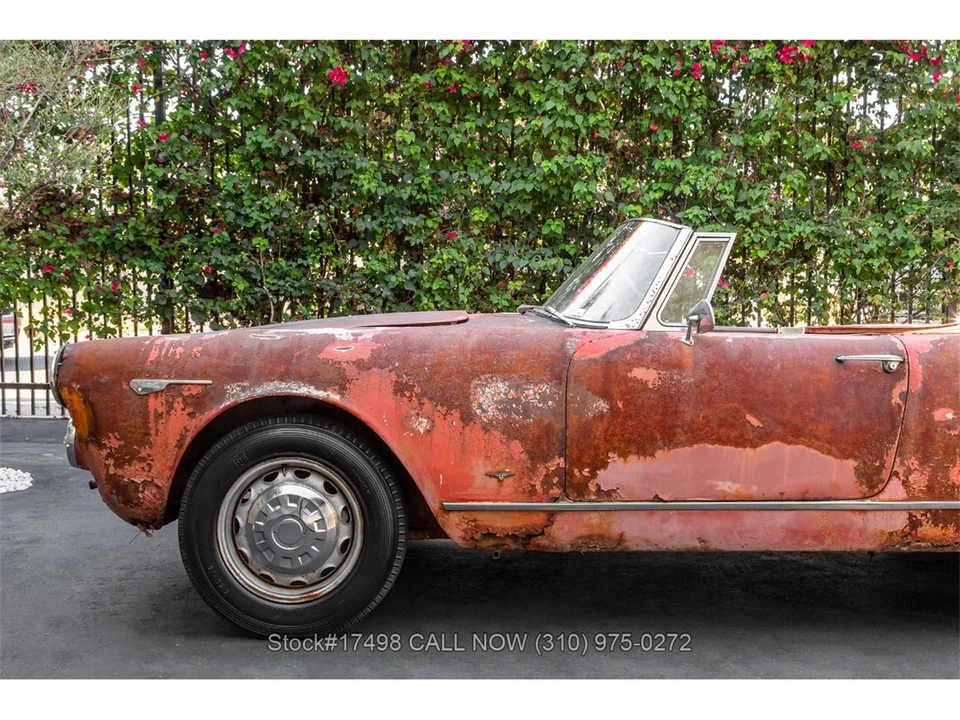 1964 Alfa Romeo 2600 - Image 11 of 31