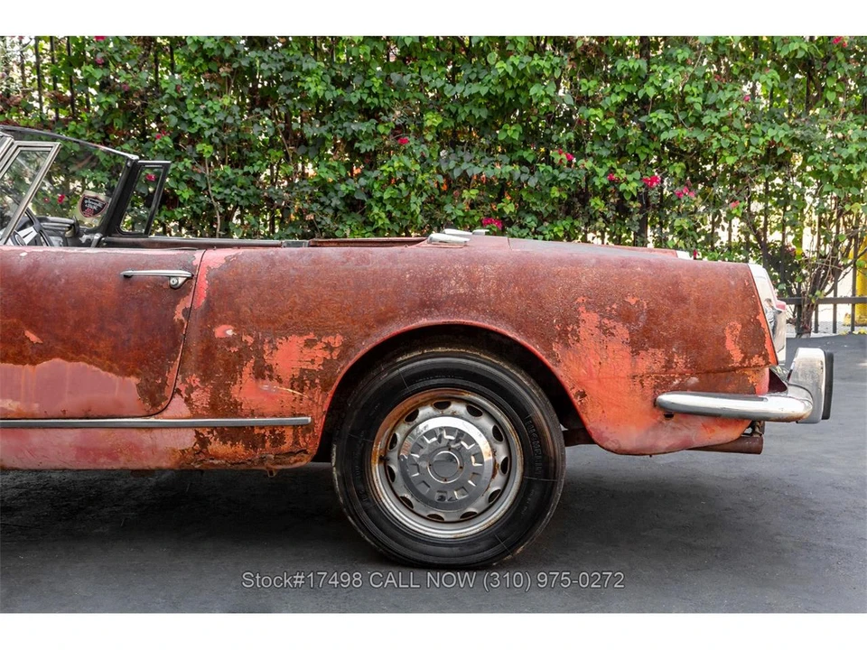 1964 Alfa Romeo 2600 - Image 12 of 31