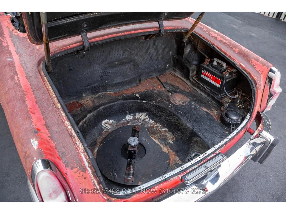 1964 Alfa Romeo 2600 - Image 24 of 31