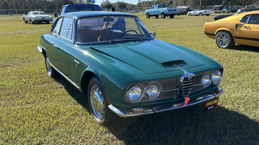 1964 Alfa Romeo 2600 - Image 3 of 6