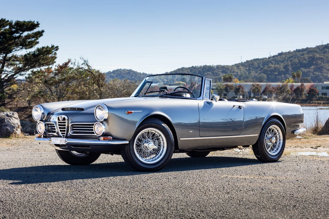 1964 Alfa Romeo 2600 - Image 6 of 31