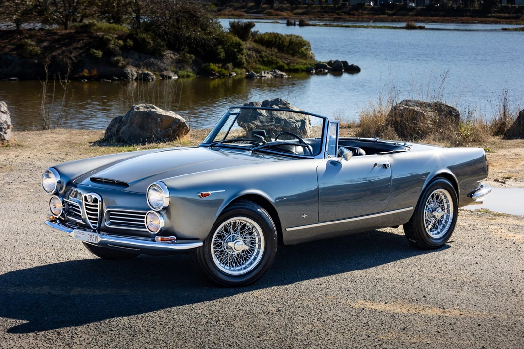 1964 Alfa Romeo 2600 - Image 4 of 31
