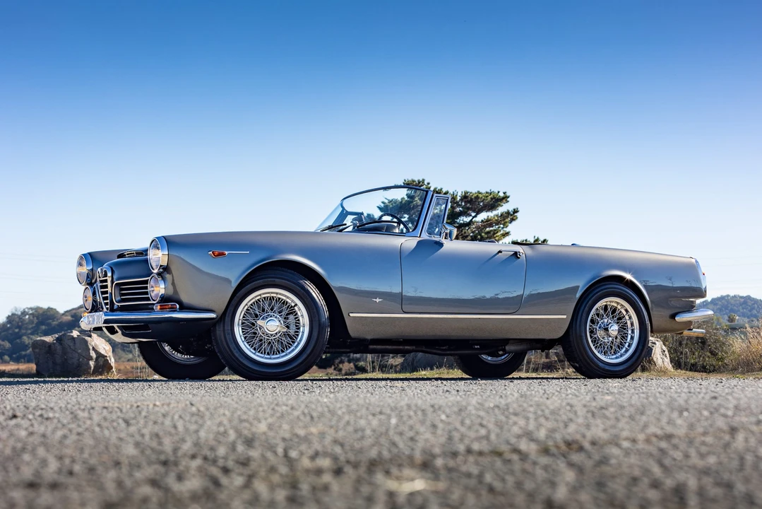 1964 Alfa Romeo 2600 - Image 3 of 31