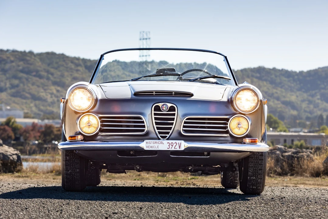 1964 Alfa Romeo 2600 - Image 12 of 31