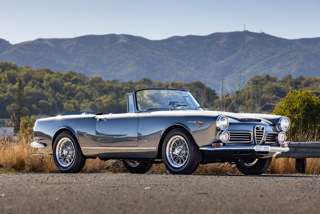 1964 Alfa Romeo 2600 - Image 16 of 31