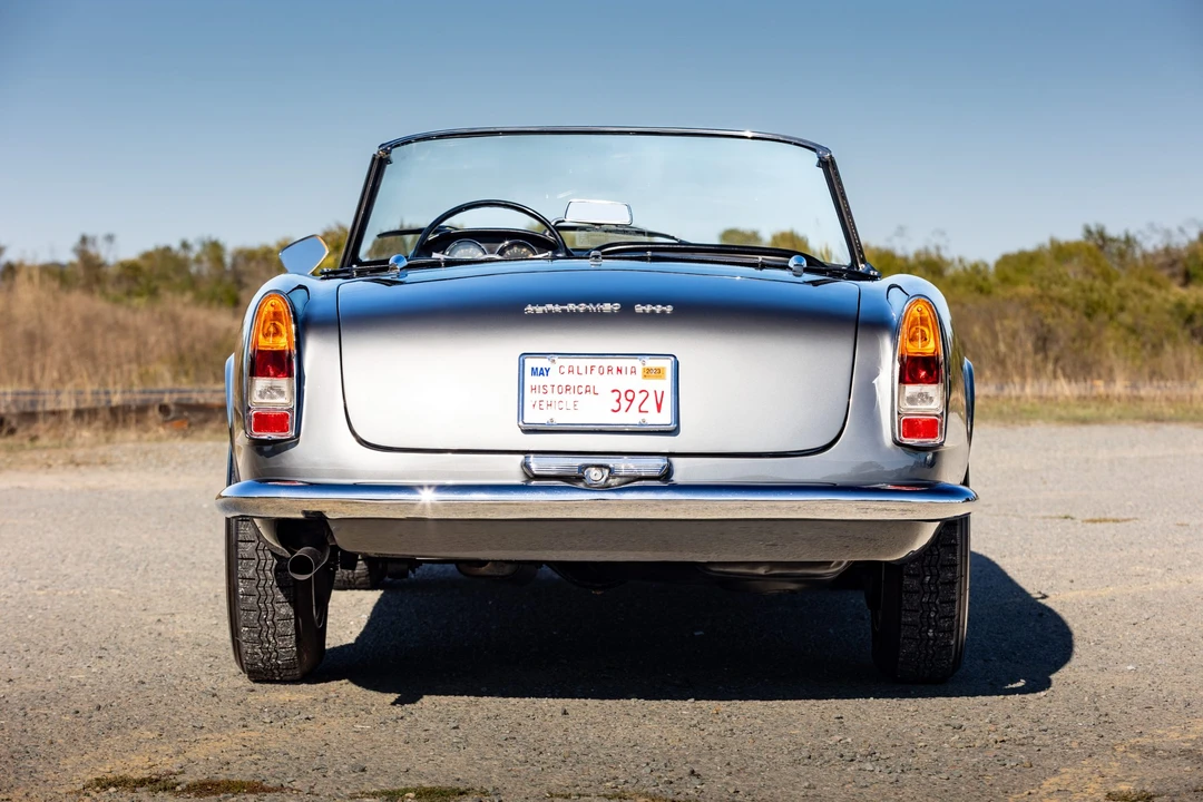 1964 Alfa Romeo 2600 - Image 28 of 31