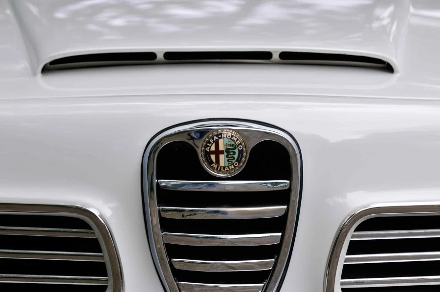 1964 Alfa Romeo 2600 - Image 11 of 12