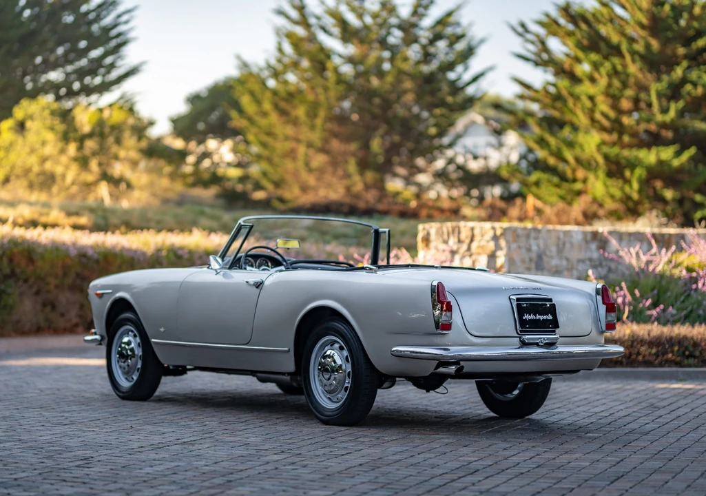 1964 Alfa Romeo 2600 - Image 23 of 31