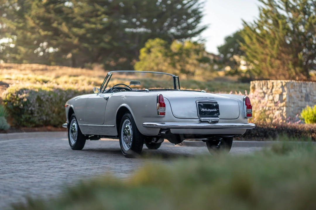 1964 Alfa Romeo 2600 - Image 28 of 31