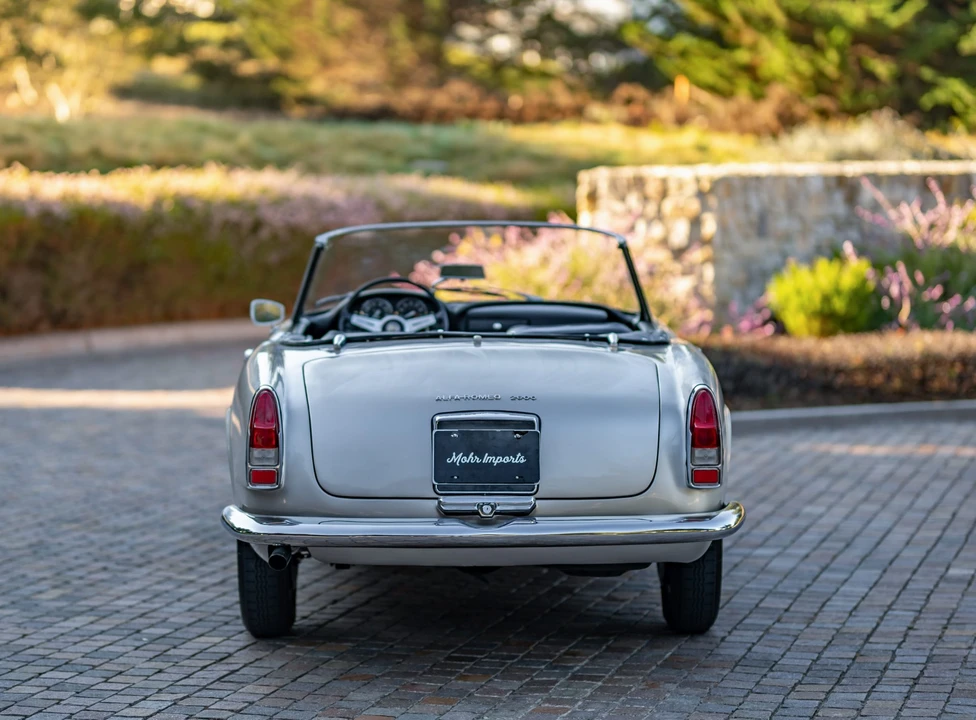 1964 Alfa Romeo 2600 - Image 30 of 31