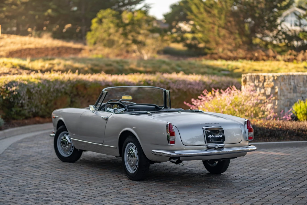 1964 Alfa Romeo 2600 - Image 24 of 31