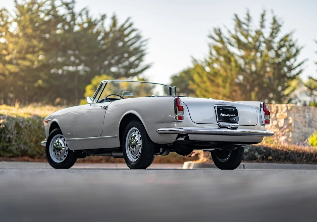 1964 Alfa Romeo 2600 - Image 26 of 31