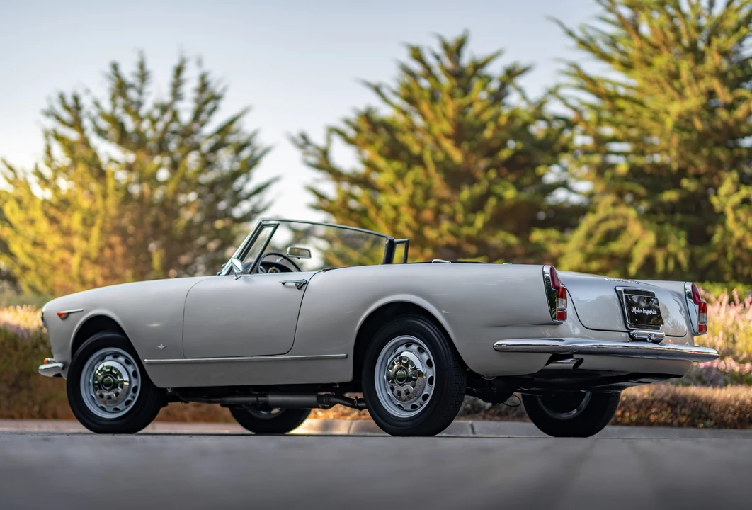 1964 Alfa Romeo 2600 - Image 21 of 31