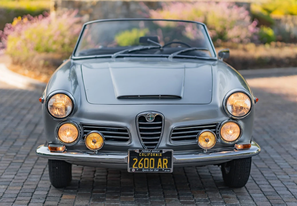 1964 Alfa Romeo 2600 - Image 13 of 31