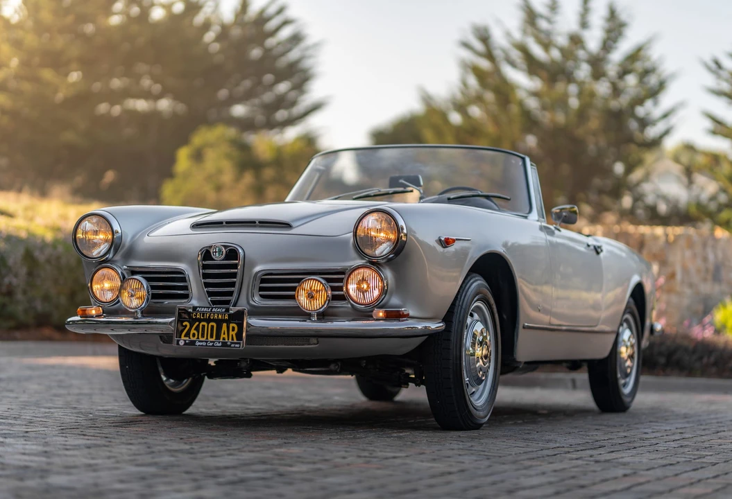 1964 Alfa Romeo 2600 - Image 14 of 31