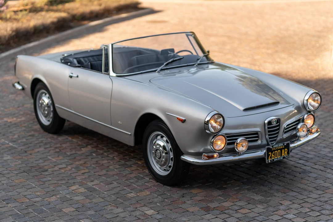 1964 Alfa Romeo 2600 - Image 7 of 31