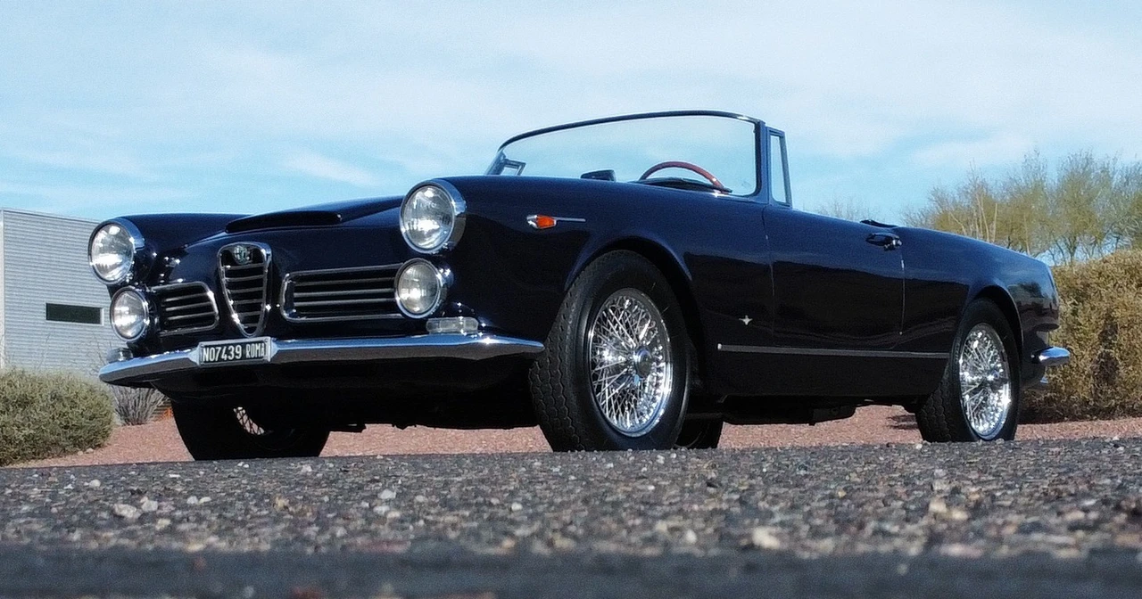 1964 Alfa Romeo 2600 - Image 15 of 31