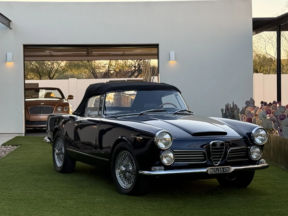 1964 Alfa Romeo 2600 - Image 23 of 31