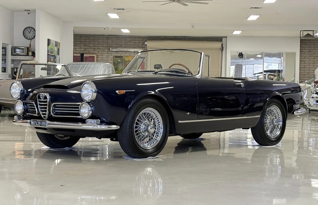 1964 Alfa Romeo 2600 - Image 26 of 31