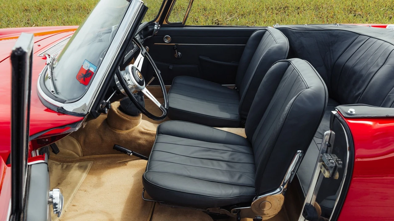 1964 Alfa Romeo 2600 - Image 27 of 31